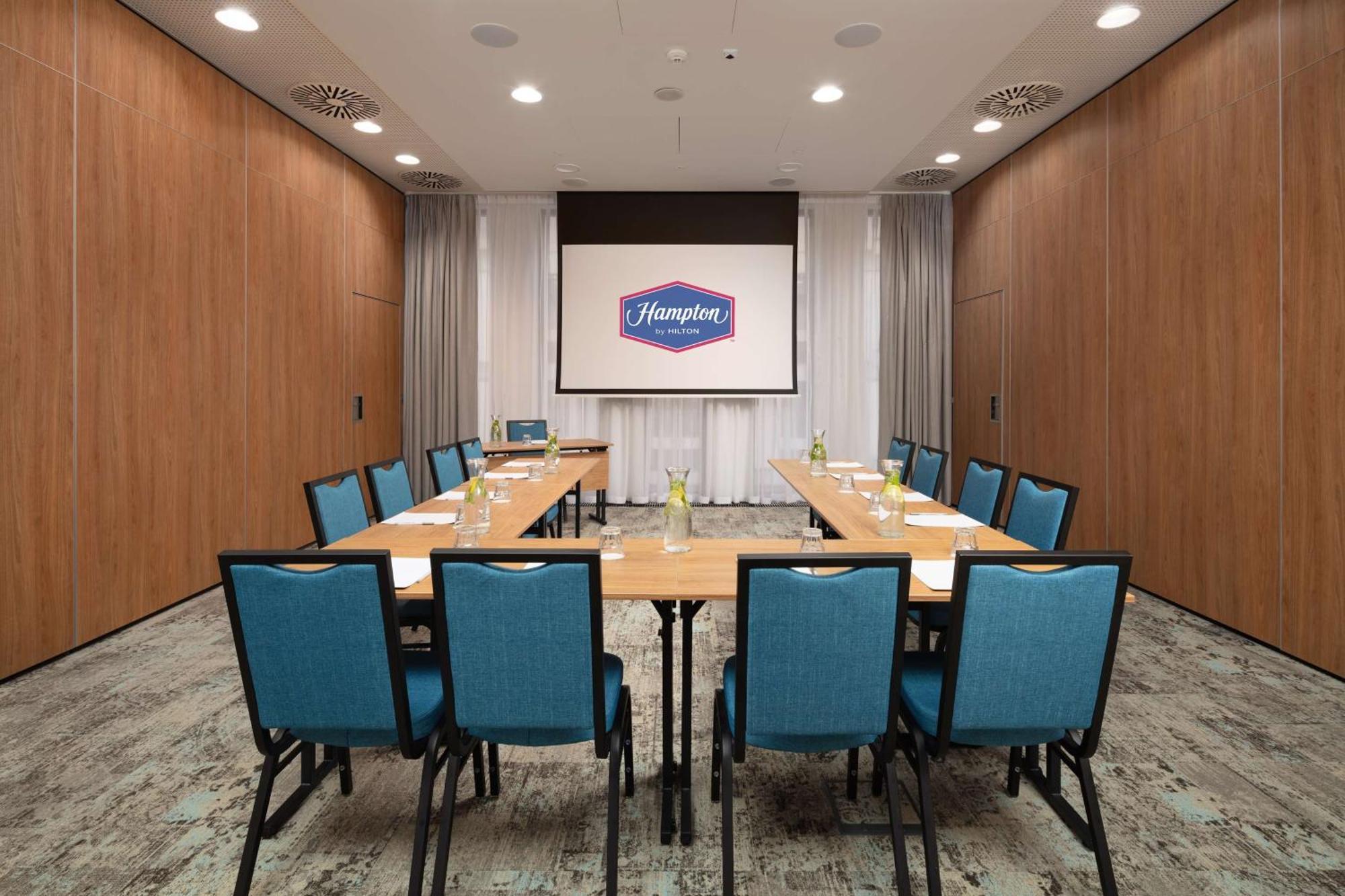 Hampton By Hilton Lodz City Center Hotel Luaran gambar